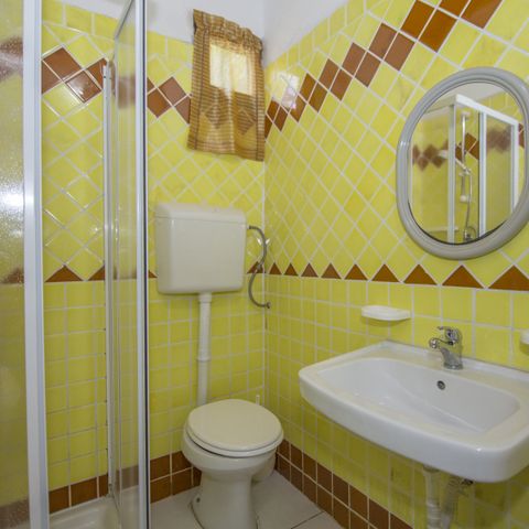 Bungalow 5 personen - Deluxe Type A Dennenboomgebied