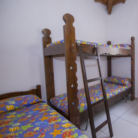 Bungalow 5 personen - Deluxe Type A Dennenboomgebied