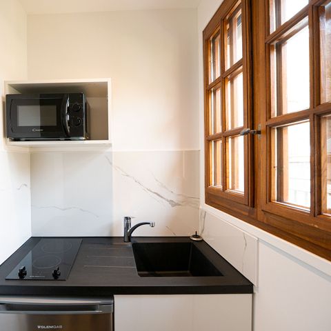 APPARTEMENT 2 personen - Gemeubileerd VF1 1/2 P