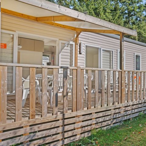 Stacaravan 6 personen - Comfort | 3 slaapkamers | 6 slaapplaatsen | Halfoverdekt terras | 1 badkamer | Airconditioning
