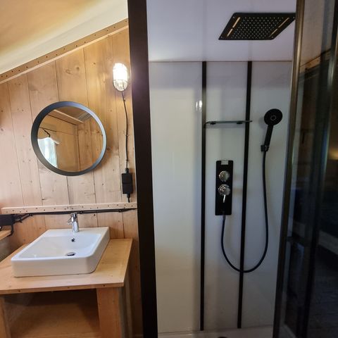 Safaritent 5 personen - incl. sanitair