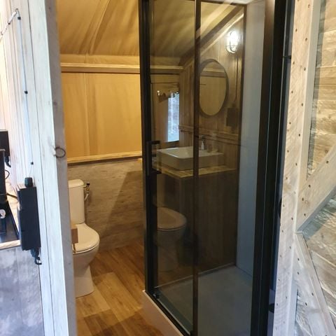 Safaritent 4 personen - incl. sanitair