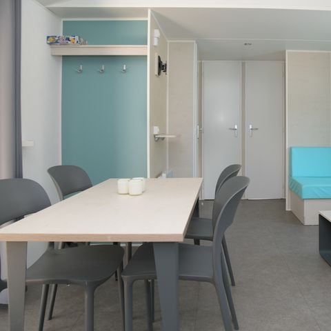 Stacaravan 6 personen - Aqua  (max 4 adults)