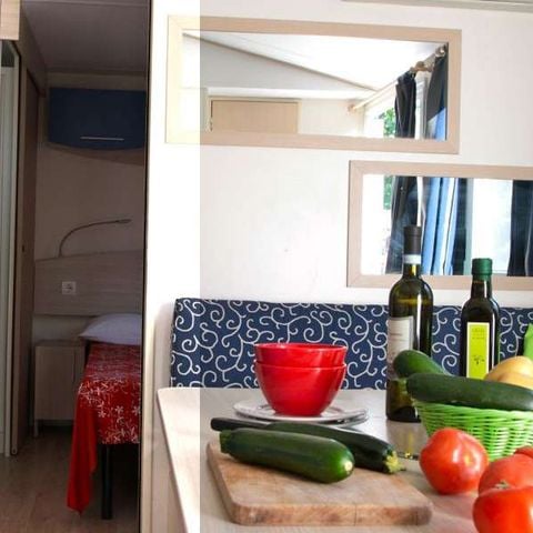 Stacaravan 4 personen - Maxicaravan STANDAARD
