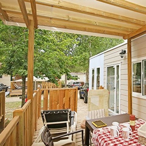 Stacaravan 4 personen - Mobile-home | Comfort XL | 2 slaapkamers | 4 pers. | Verhoogd terras | Airconditioning.