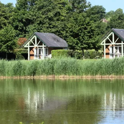 Camping Village Chalets D'Objat - Camping Corrèze - Afbeelding N°2