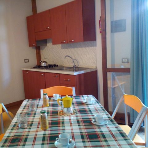 VAKANTIEHUIS 6 personen - 2 stuks