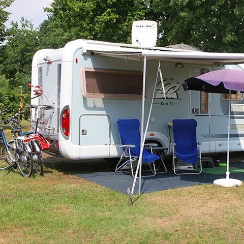 STAANPLAATS - Camperplaats Hond toegestaan Excl zwembad