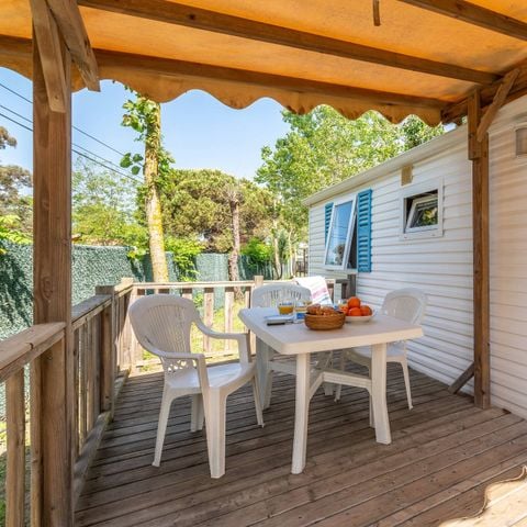 Stacaravan 8 personen - Klassiek | 3 Slaapkamers | 6/8 Pers. | Verhoogd terras