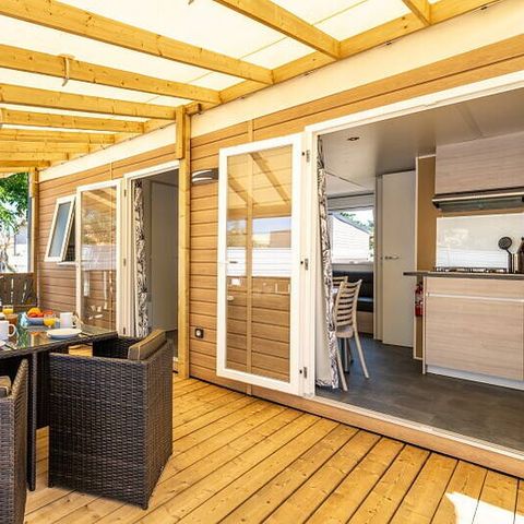 Stacaravan 4 personen - Mobile-home | Premium | 2 slaapkamers | 4 pers. | Verhoogd terras | Air-con.