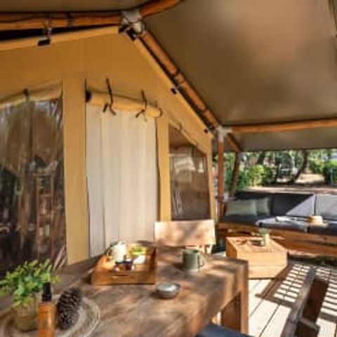 Stacaravan 5 personen - Tent Kenia + 5p 2ch ** (in het Frans)