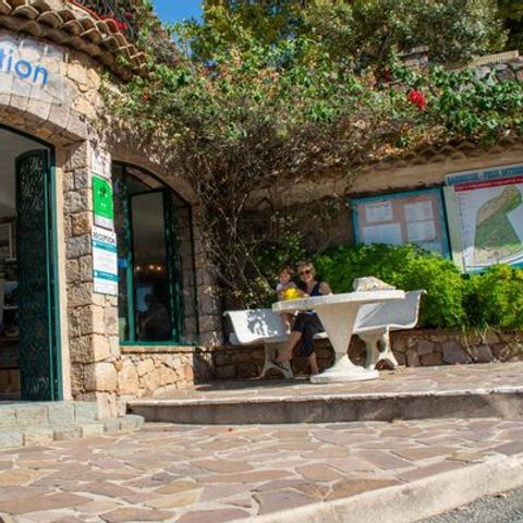 Tour Opérateur sur le Camping de L'Ile d'Or - Camping Var - Afbeelding N°6