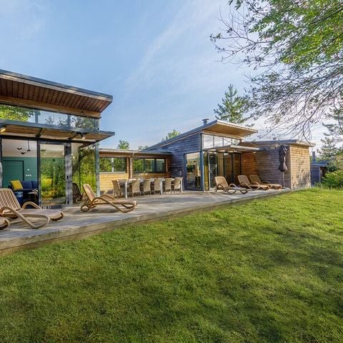 UNIEKE ACCOMMODATIE 12 personen - VIP Wood Cottage voor 12 personen CH870