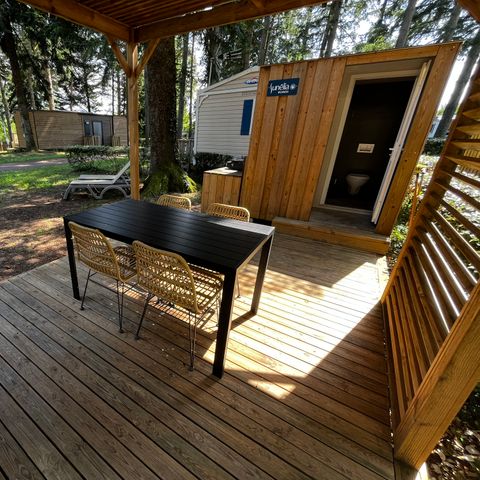 Kampeerplaats - Kampeerplaats Luxe Plus - Individueel sanitair + Terras
