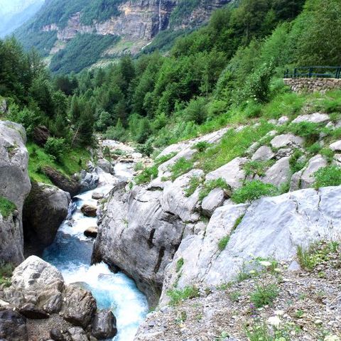 VVF Villages - L'Aure Pyrénéen - Saint-Lary-Soulan - Camping Hautes-Pyrénées - Afbeelding N°4