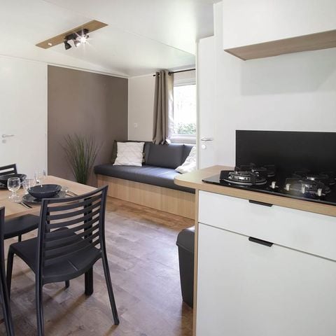 Stacaravan 5 personen - NEST 29 - TV