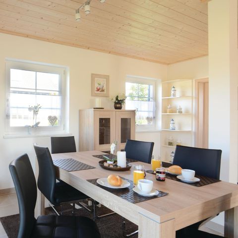 VAKANTIEHUIS 8 personen - DMR618 (max. 6 adults)