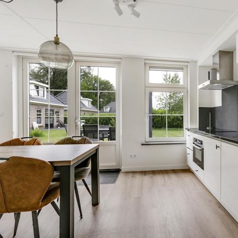 VAKANTIEHUIS 8 personen - Notaris