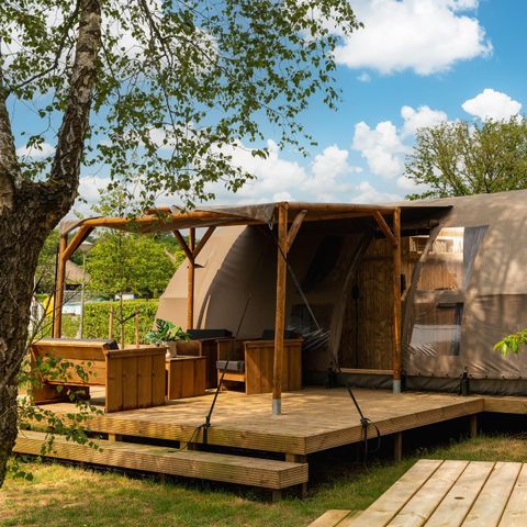 Tent 4 personen - Riverdome met privé sanitair