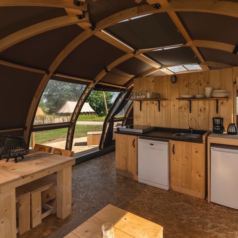 Tent 4 personen - Riverdome met privé sanitair