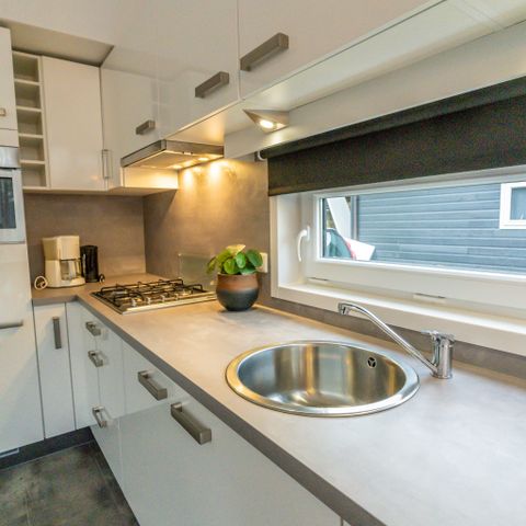 Bungalow 4 personen - River Cabin met hottub