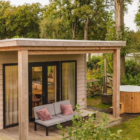 Lodge 4 personen - River met hottub