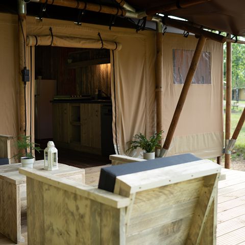 Safaritent 8 personen - met privé sanitair