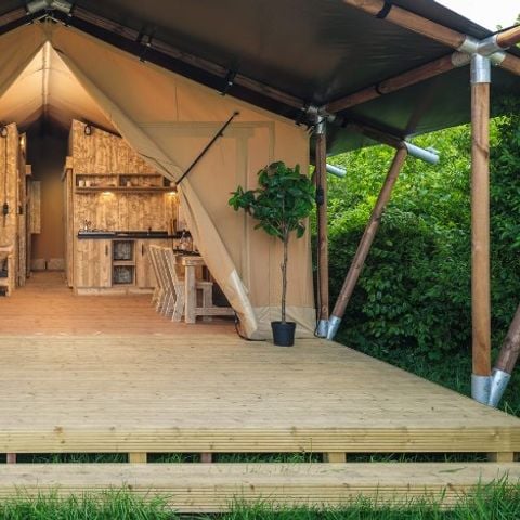 Safaritent 8 personen - met privé sanitair