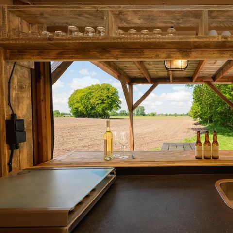 UNIEKE ACCOMMODATIE 6 personen - Boomhut tent aan de Regge met privé sanitair