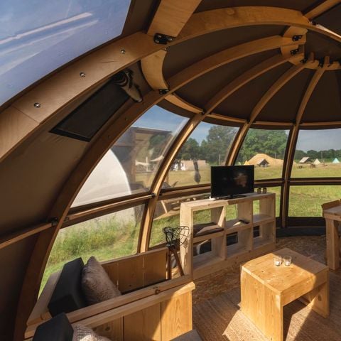 VAKANTIEHUIS 32 personen - 6x luxe glampingtent