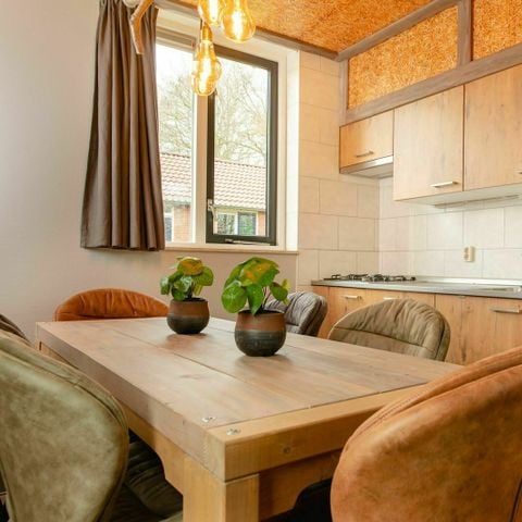 Bungalow 6 personen - Kinderbungalow boerderij met sauna & warme bubbeltub