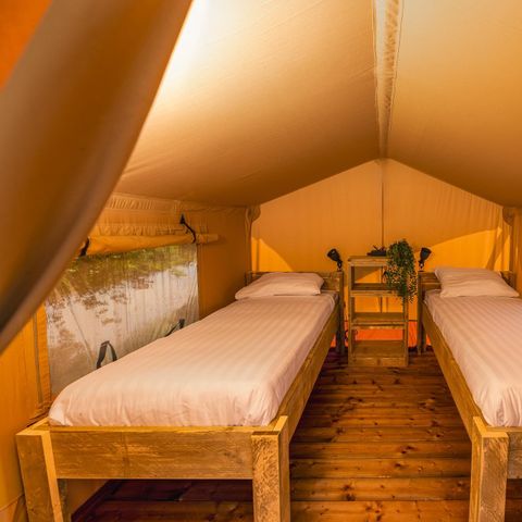 UNIEKE ACCOMMODATIE 6 personen - Boomhuttent met bubbeltub