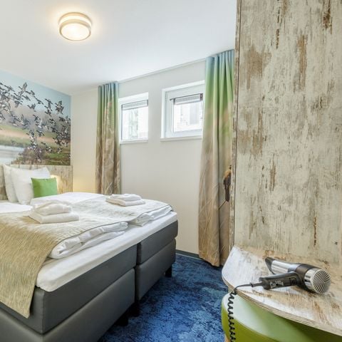 UNIEKE ACCOMMODATIE 6 personen - Woonboot EH674