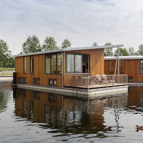 UNIEKE ACCOMMODATIE 6 personen - Woonboot EH674