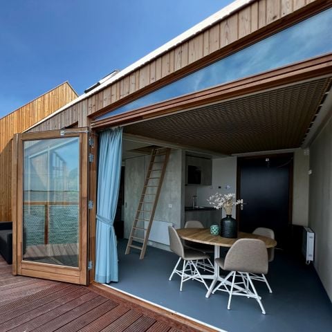 VAKANTIEHUIS 4 personen - Veerse Meersuite (kopwoning camping zijde)