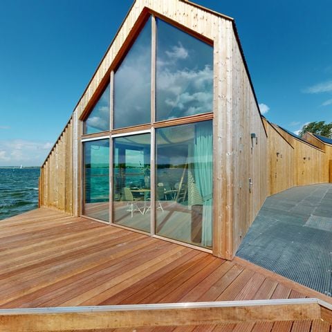 VAKANTIEHUIS 4 personen - Veerse Meersuite (kopwoning campingzijde)