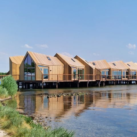 VAKANTIEHUIS 4 personen - Veerse Meersuite (kopwoning campingzijde)