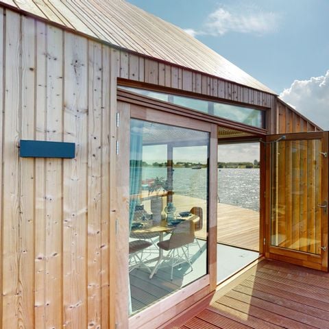 VAKANTIEHUIS 4 personen - Veerse Meersuite (kopwoning campingzijde)