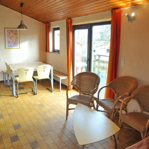 Bungalow 8 personen - B