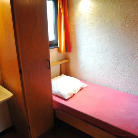 Bungalow 8 personen - B