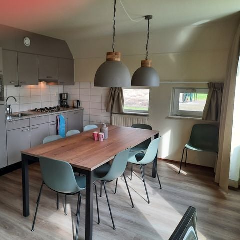 Bungalow 8 personen - Vakantiehuis C
