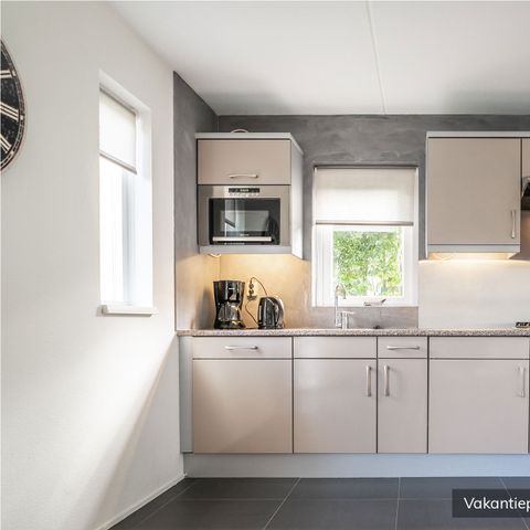 Bungalow 6 personen - E