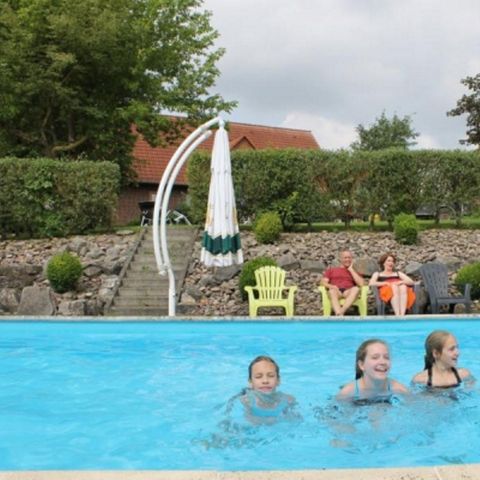 Bungalow 5 personen - Comfortable holiday home with oven, located in the Bruchttal