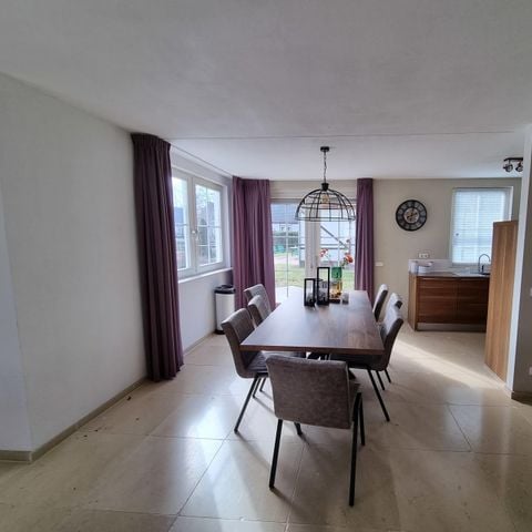 VAKANTIEHUIS 8 personen - Daelenbroeck