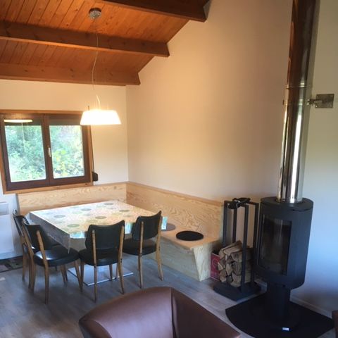 Bungalow 8 personen - B (6 volwassen + 2 kinderen)