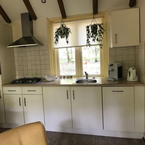 Bungalow 2 personen - 2 persoons Venverblijf met veranda