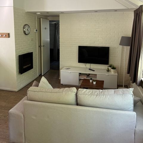 Bungalow 2 personen - 2 persoons Venverblijf met veranda