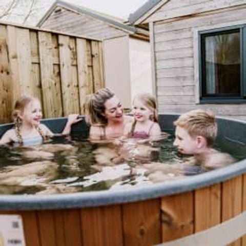 Bungalow 6 personen - Kidsbungalow Damhert incl. Sauna & Hottub