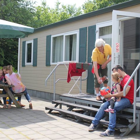 Stacaravan 8 personen - 8-persoons Chalet