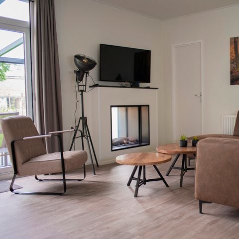 Groepsaccommodatie 12 personen - Veluwe Villa met Grillhuis 6+6